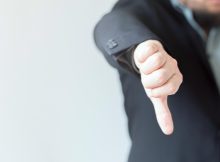 Cineva îmi folosește identitatea pentru a lăsa comentarii pe Vremea Nouă